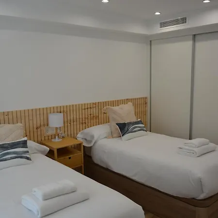 Pablo Casals 29 Apartment *